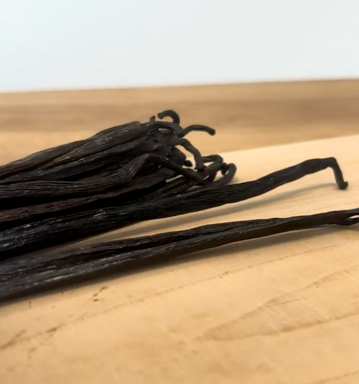 Bourbon Vanilla Beans - Whole Grade B Pods